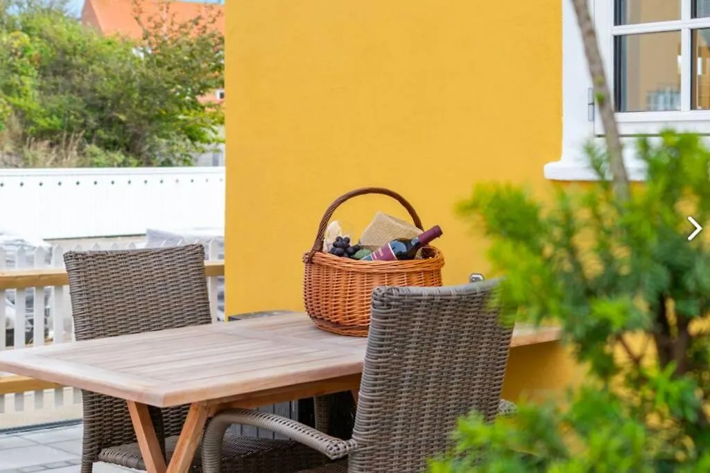 2 Centralt Beliggende Og Lyst Indrettet Lejlighed Skagen Apartmán
